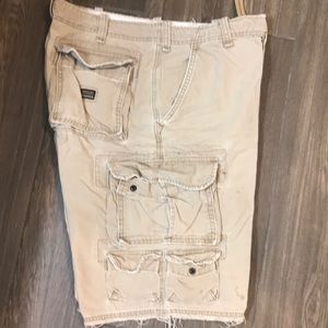 Men’s Abercrombie cargo shorts
